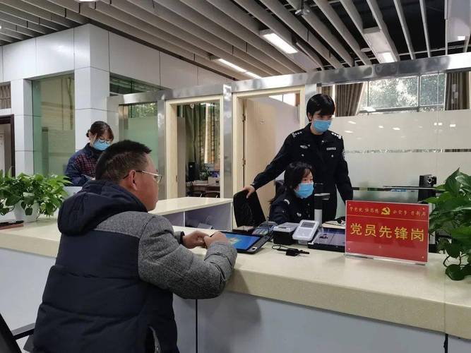 旅游市場強勁復蘇，黔西南州出入境窗口迎辦證高峰